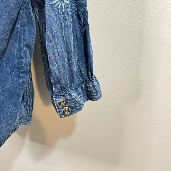 Vintage 90s North Style Denim Chambray Shirt M Mineral Wash Embroidered Western - Picture 5 of 8